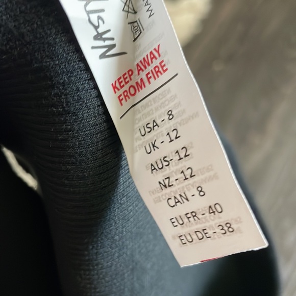 Nasty gal square neck crop top NWT size 8 - Picture 5 of 5